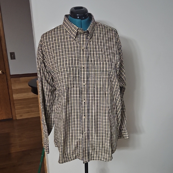 Van Heusen Other - 3/$35 Van Heusen Men's Plaid Shirt - Black and Cream